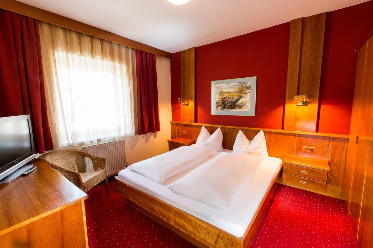 Wallner - Hotel & Wirt Arnoldstein Exteriér fotografie